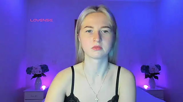 AnnaCarrera online show from 03.08.25