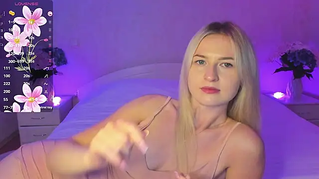 AnnaCarrera online show from 09.25.25