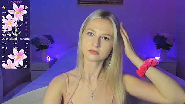 AnnaCarrera online show from 11.15.25