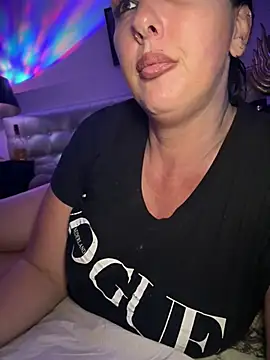 TiffanyRoxx online show from 04.01.26