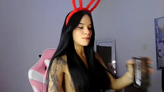 Snapshot of secretgreisy_ chatting on 07.19.26 secretgreisy online show from 07.19.26
