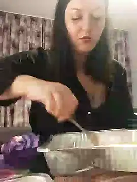 AlexandraGiogio online show from 01.12.25