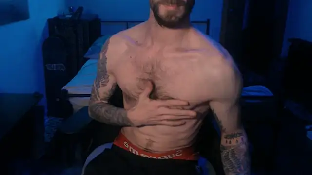 SexxxyLouis online show from 12.29.24