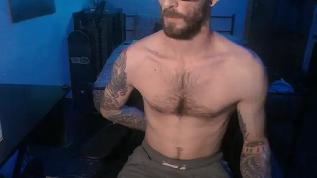 SexxxyLouis online show from 01.06.25