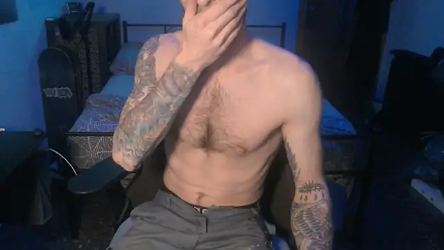 SexxxyLouis online show from 01.23.25