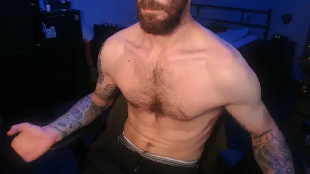 SexxxyLouis online show from 09.22.25