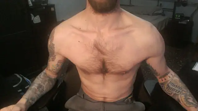 SexxxyLouis online show from 02.24.26