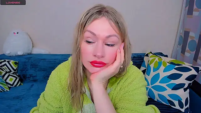 EllenMoore online show from 03.11.26