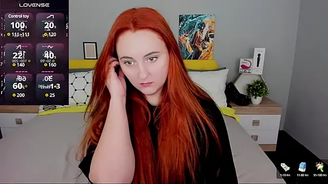 Snapshot of BabeLessi chatting on 03.16.25 BabeLessi online show from 03.16.25