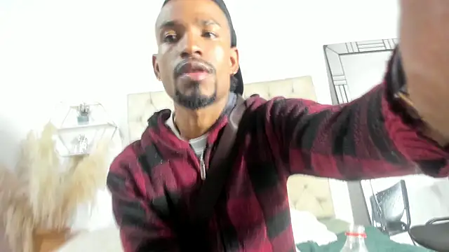 Snapshot of anhtony_wayans chatting on 09.27.25 anhtony wayans online show from 09.27.25