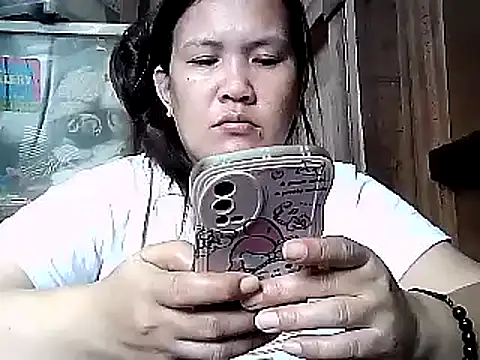 XbighotbootyX online show from 12.20.24