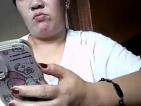 XbighotbootyX online show from 12.25.24