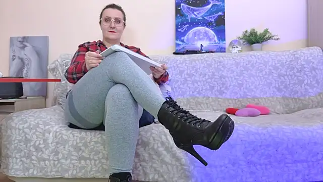 Snapshot of Pepper_corn chatting on 10.21.25 Pepper corn online show from 10.21.25