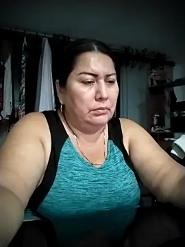 Snapshot of Brenda_Berck_ chatting on 04.01.26 Brenda Berck online show from 04.01.26