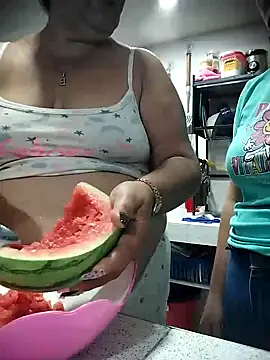 Snapshot of Brenda_Berck_ chatting on 04.09.26 Brenda Berck online show from 04.09.26