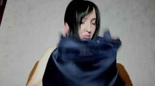 Snapshot of MissGulia chatting on 01.14.25 MissGulia online show from 01.14.25