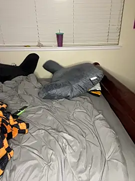 Kira tattoo online show from 01.10.25