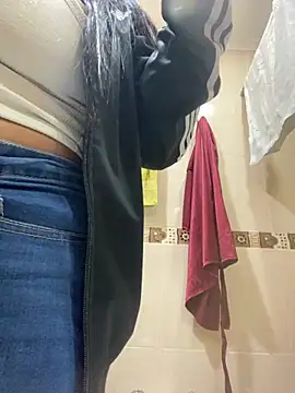 Fancyxlove online show from 10.27.25