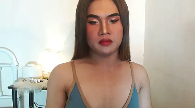 Snapshot of JustineBIGCUM chatting on 12.10.24 JustineBIGCUM online show from 12.10.24