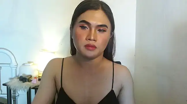 Snapshot of JustineBIGCUM chatting on 12.18.24 JustineBIGCUM online show from 12.18.24