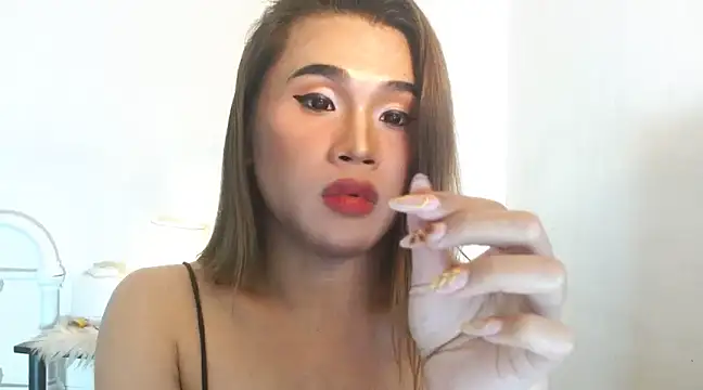 Snapshot of JustineBIGCUM chatting on 12.20.24 JustineBIGCUM online show from 12.20.24