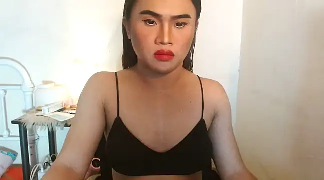 Snapshot of JustineBIGCUM chatting on 12.27.24 JustineBIGCUM online show from 12.27.24