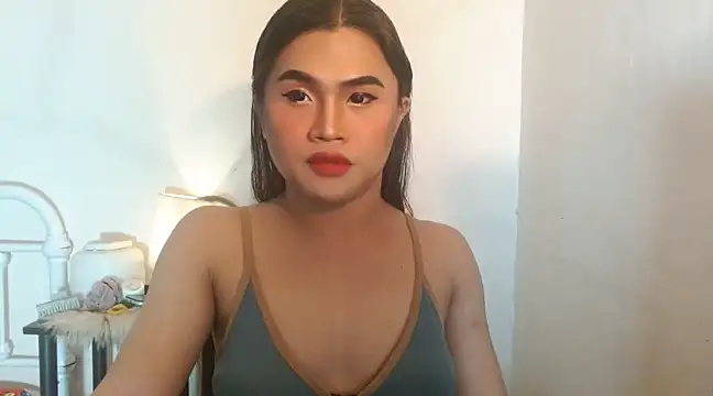 Snapshot of JustineBIGCUM chatting on 01.05.25 JustineBIGCUM online show from 01.05.25