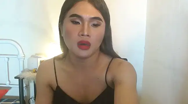 Snapshot of JustineBIGCUM chatting on 01.25.25 JustineBIGCUM online show from 01.25.25