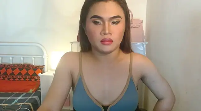 Snapshot of JustineBIGCUM chatting on 02.01.25 JustineBIGCUM online show from 02.01.25