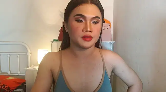 Snapshot of JustineBIGCUM chatting on 02.12.25 JustineBIGCUM online show from 02.12.25