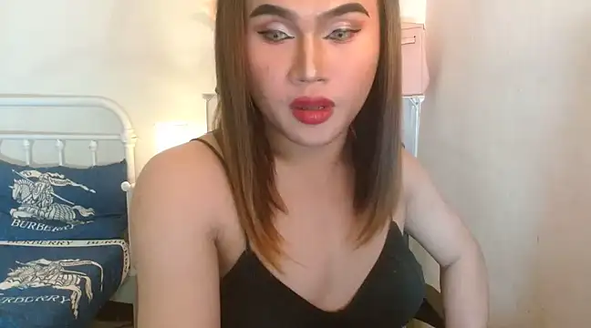 Snapshot of JustineBIGCUM chatting on 02.23.25 JustineBIGCUM online show from 02.23.25