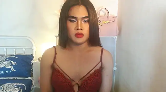 Snapshot of JustineBIGCUM chatting on 02.25.25 JustineBIGCUM online show from 02.25.25