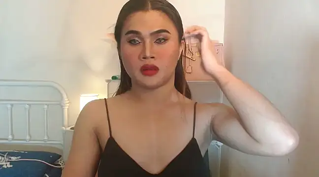 Snapshot of JustineBIGCUM chatting on 02.28.25 JustineBIGCUM online show from 02.28.25