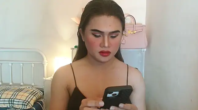 Snapshot of JustineBIGCUM chatting on 03.06.25 JustineBIGCUM online show from 03.06.25