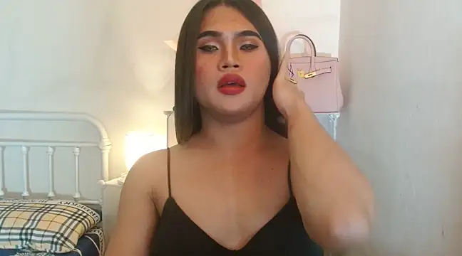 Snapshot of JustineBIGCUM chatting on 03.06.25 JustineBIGCUM online show from 03.06.25