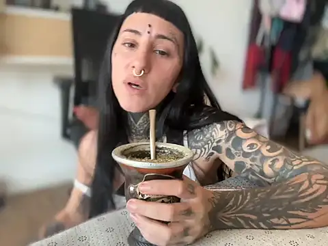 Snapshot of samisamsx chatting on 10.08.25 samisamsx online show from 10.08.25