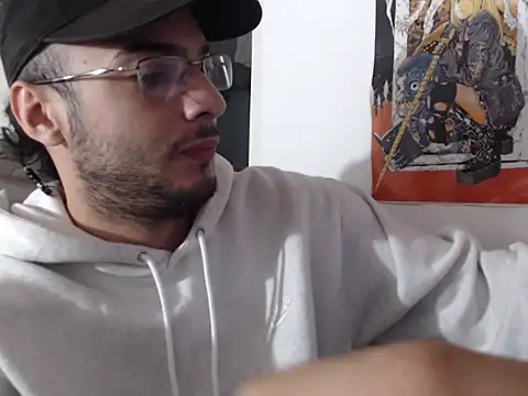 Snapshot of xZABLEYERx chatting on 10.20.25 xZABLEYERx online show from 10.20.25