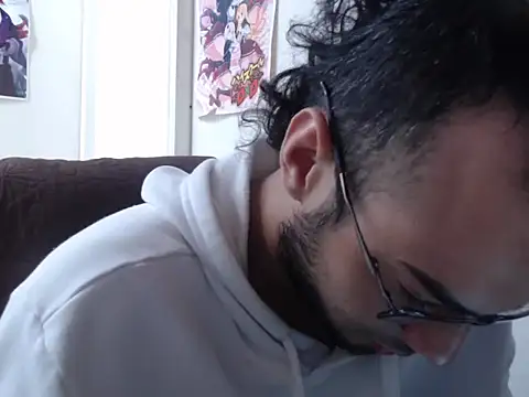 Snapshot of xZABLEYERx chatting on 10.28.25 xZABLEYERx online show from 10.28.25