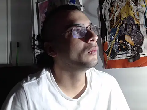 Snapshot of xZABLEYERx chatting on 10.31.25 xZABLEYERx online show from 10.31.25