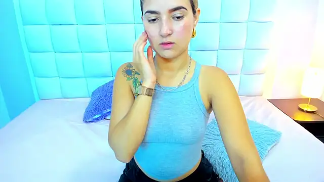 teresasroom  online show from 11.06.25