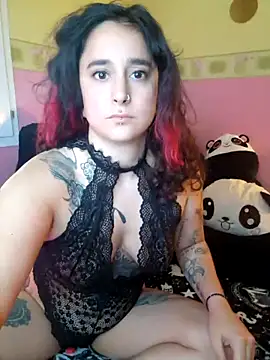 Snapshot of midnaxsg chatting on 10.22.25 midnaxsg online show from 10.22.25