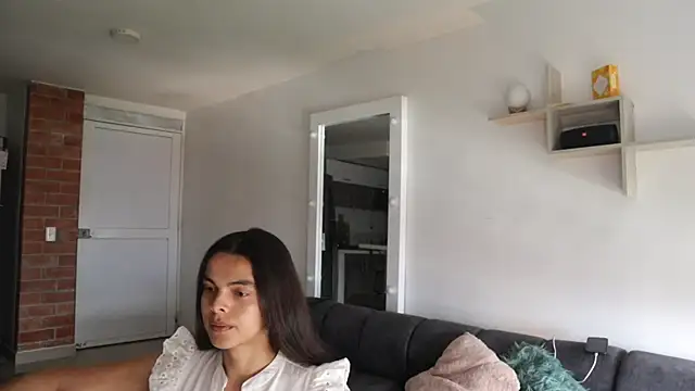  Vahos  online show from 09.19.25