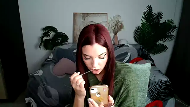 Snapshot of SEXY-GODDESabrina chatting on 01.15.25 SEXY-GODDESabrina online show from 01.15.25