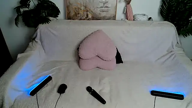 Snapshot of SEXY-GODDESabrina chatting on 01.25.25 SEXY-GODDESabrina online show from 01.25.25