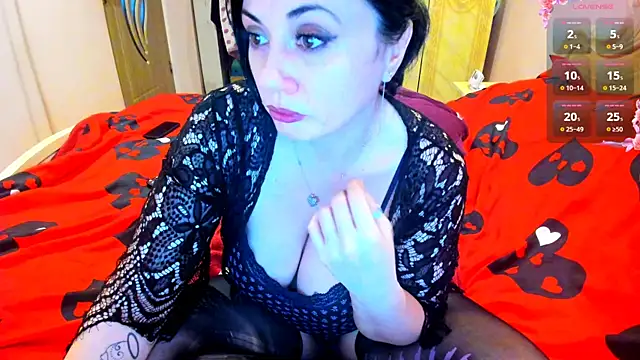 Snapshot of DomPanther69 chatting on 01.11.25 DomPanther69 online show from 01.11.25