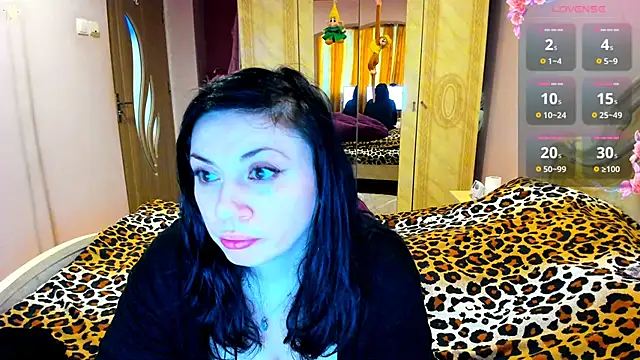 Snapshot of DomPanther69 chatting on 02.10.25 DomPanther69 online show from 02.10.25