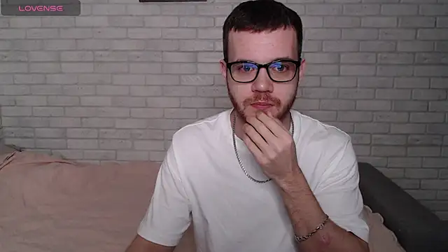 Alexxx horny online show from 04.06.26