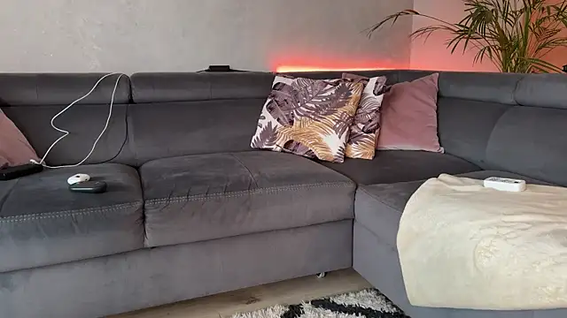 Anna Passion online show from 10.27.25