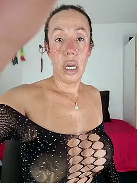 YOURSDEBORA online show from 12.18.25