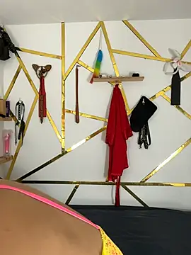 YOURSDEBORA online show from 07.29.26